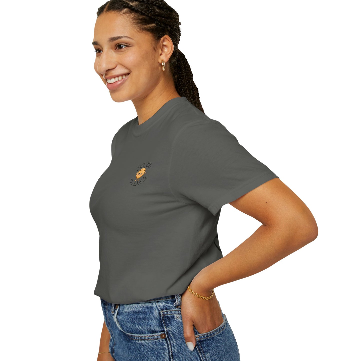 Unisex Vegan "I'm a Snack" T-Shirt - Fun & Trendy Tee for a Cruelty Tee Lifestyle